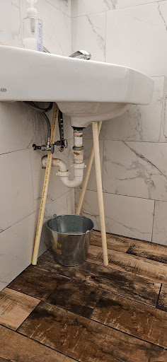 Bucket_Under_Sink