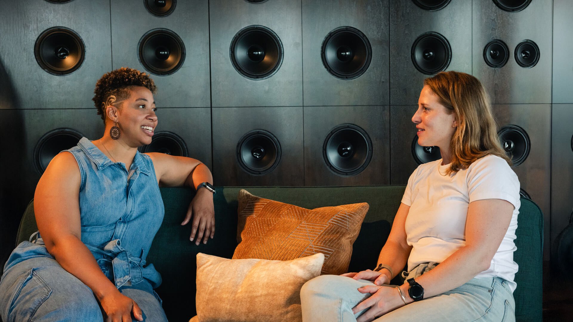 2 women talking about business operations